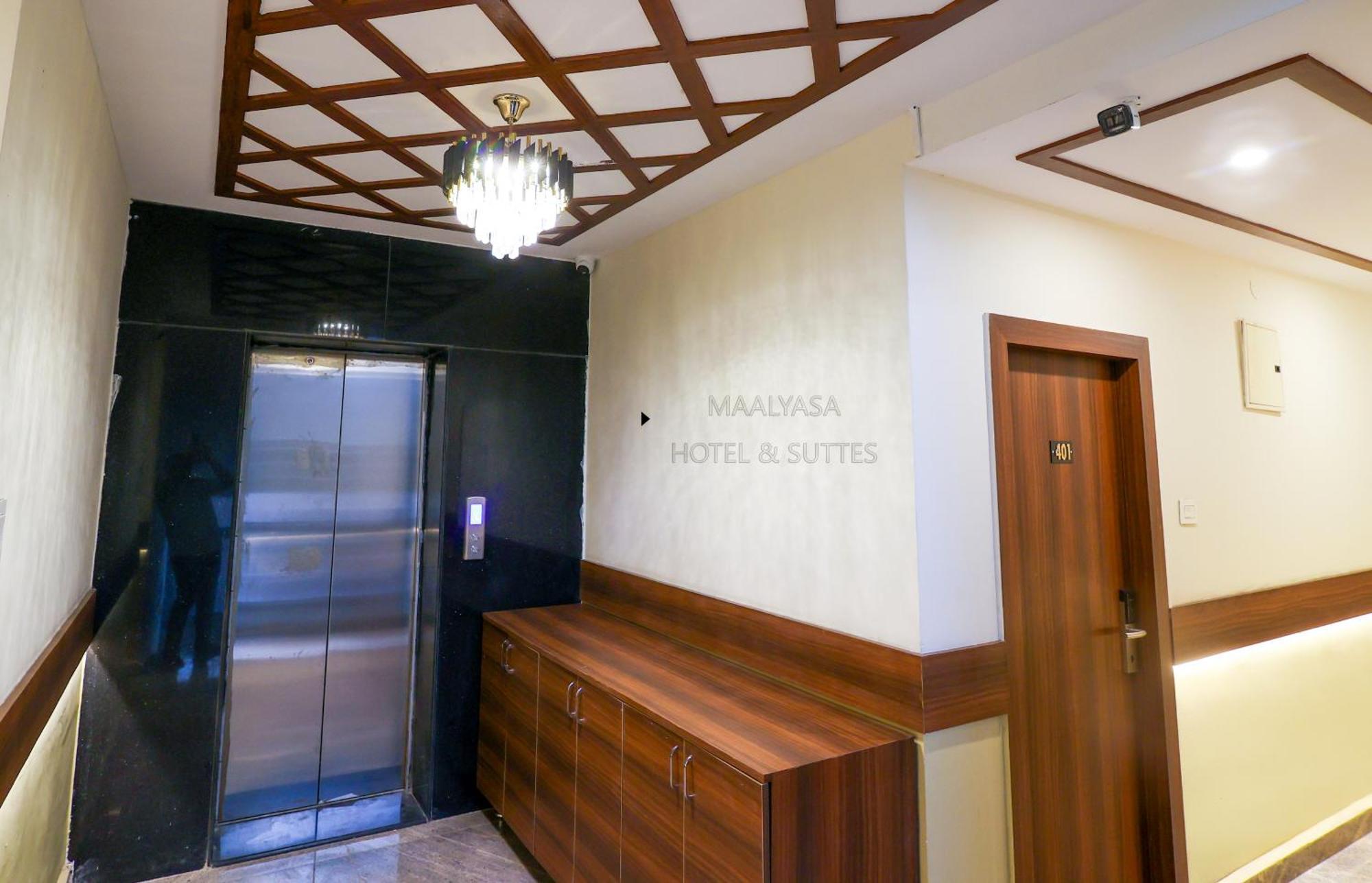 Maalyasa Hotel And Suites Хайдарабад Экстерьер фото